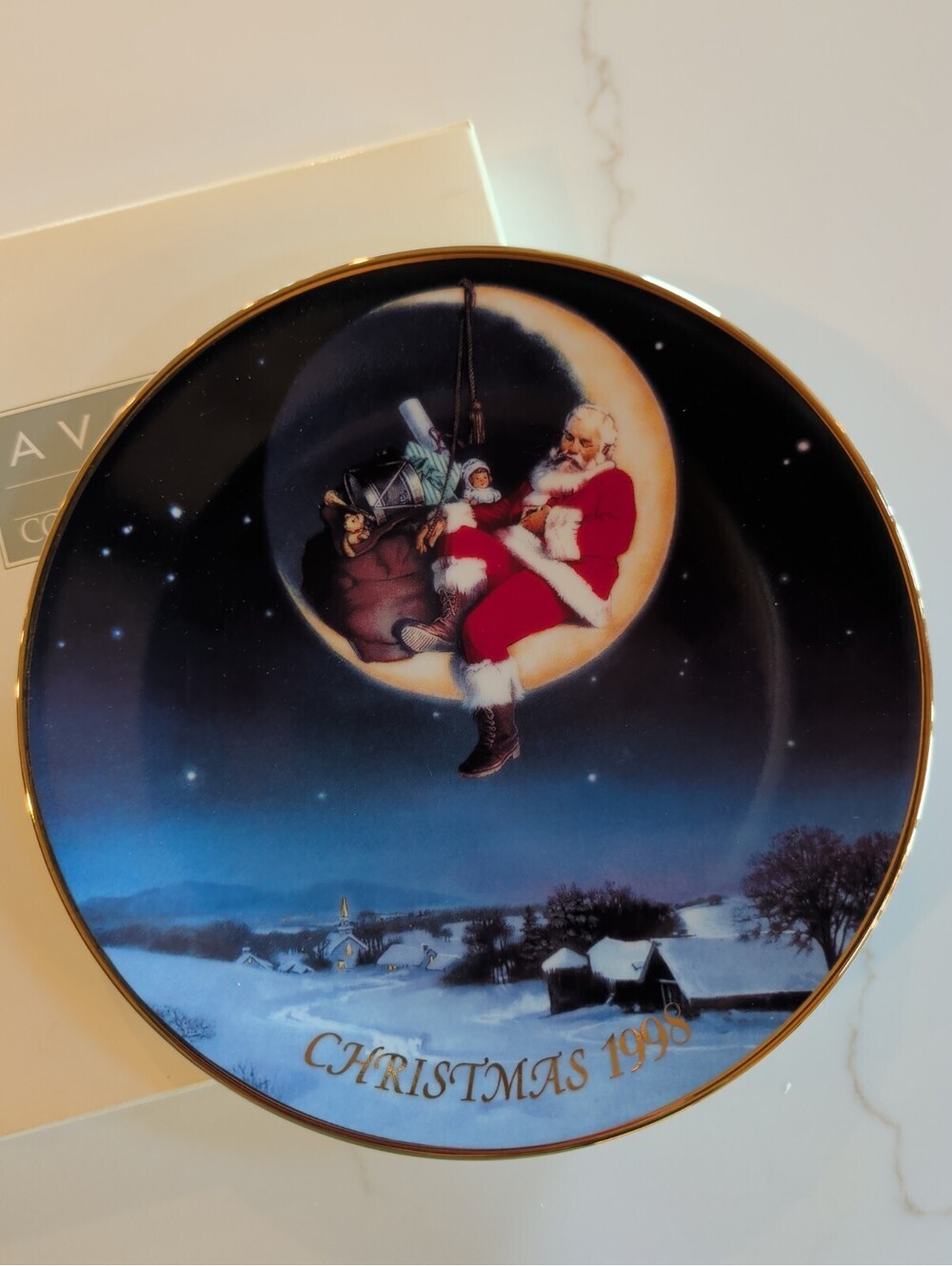 Vintage Avon Fine Collectibles Greetings From Santa 1998 Christmas Plate 22K NIB